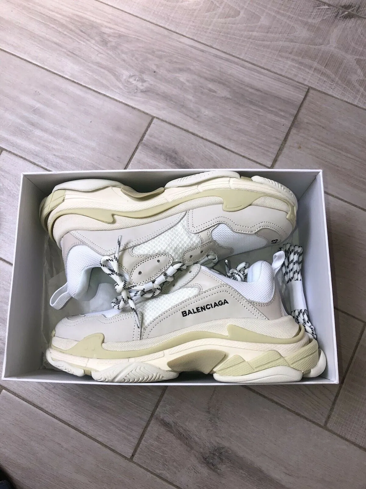 Balenciaga | Triple S Sneakers | All White