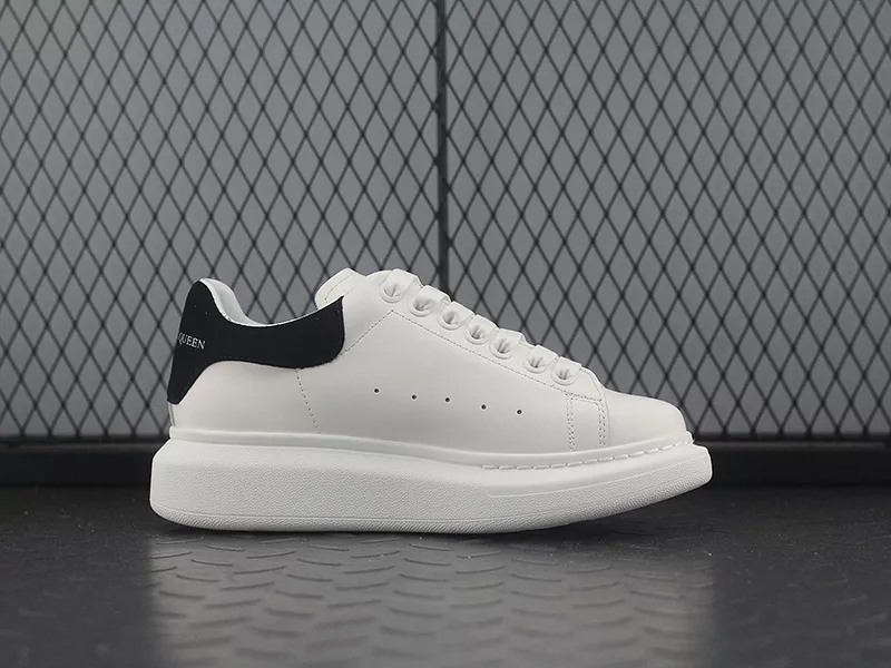 【Clearance】 MCQ sole sneaker White Black（EU39）