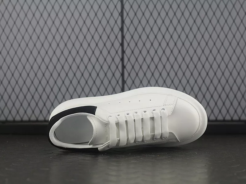 【Clearance】 MCQ sole sneaker White Black（EU39）