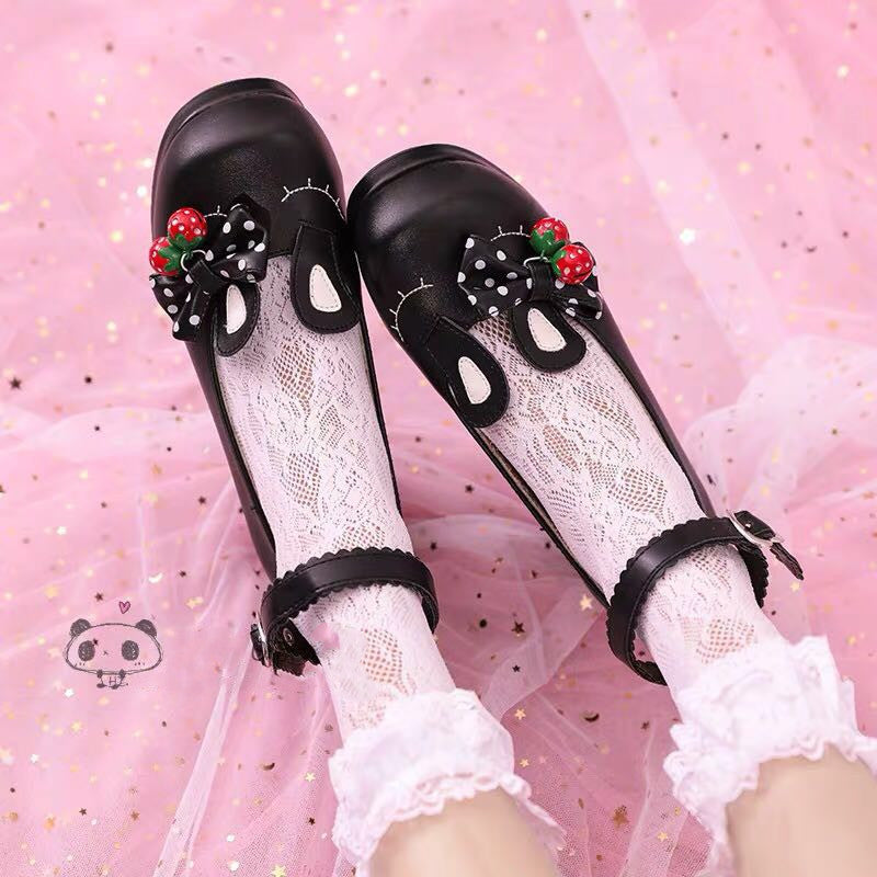 LOLITA EAR BELL SHOES BY50804