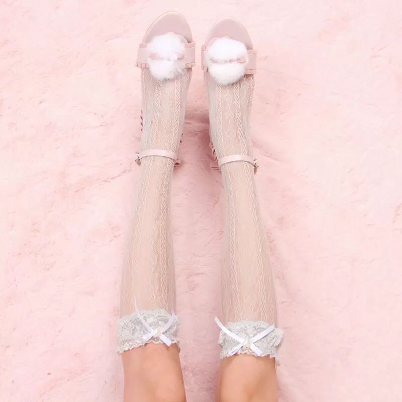 LOLITA LACE HEART BOW SOCKS BY4040