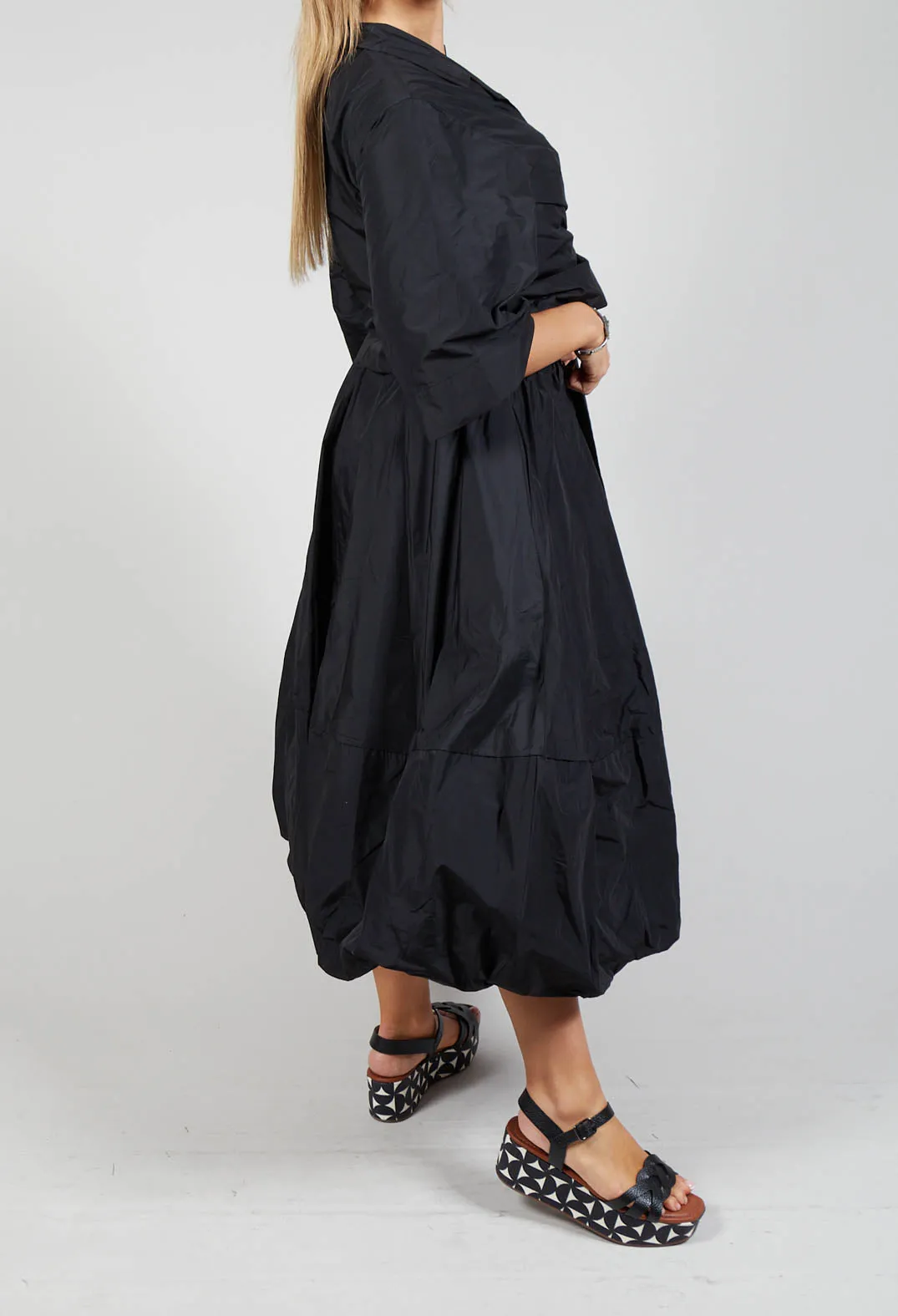 Tulip Midi Skirt in Black