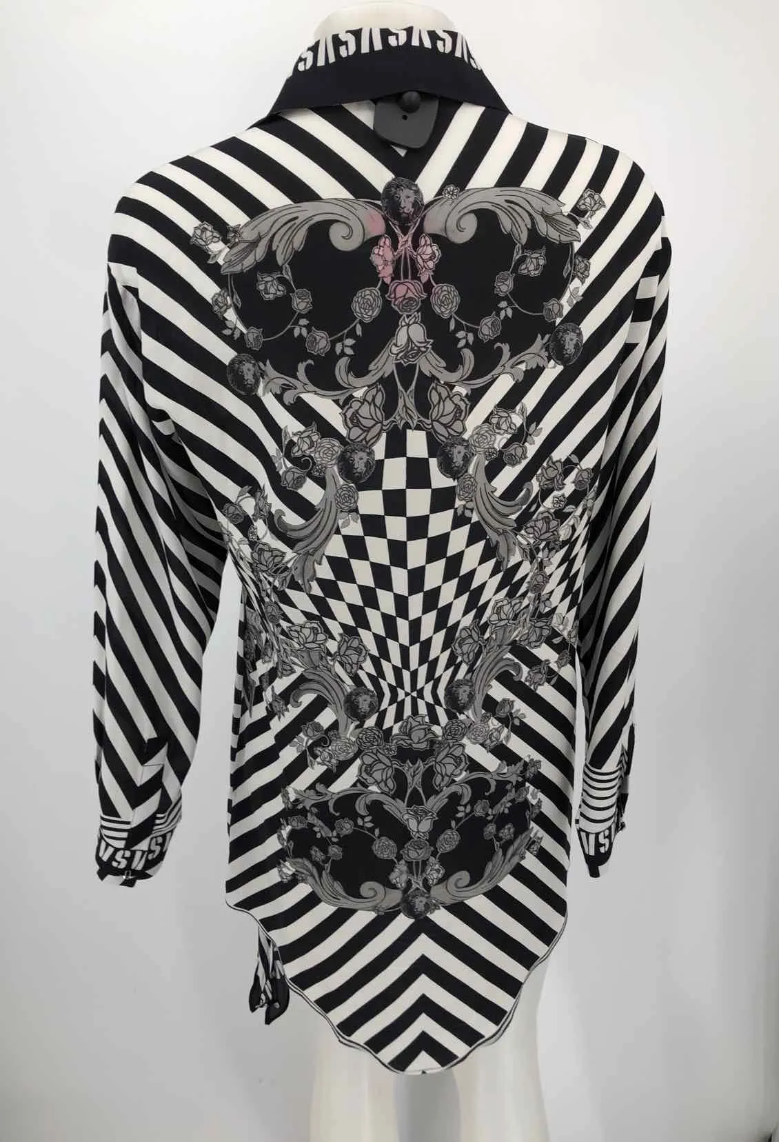 VERSACE BLACK & WHITE STRIPE PATTERM SHIRT SIZE MEDIUM ( TOP